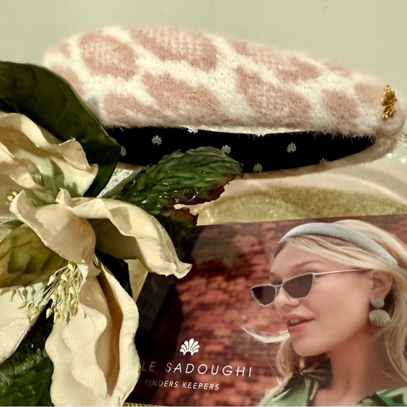 Lele Sadoughi Pink Leopard Knit Alice Headband - Picture 7 of 8